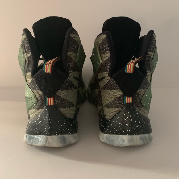 Nike Lebron James! - Picture 2 of 6